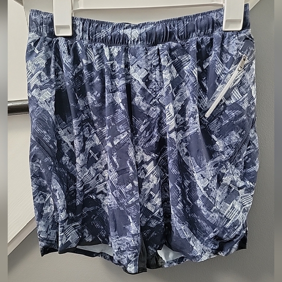 LULULEMON MENS Surge LINED SHORT SIZE MEDIUM Gym Workout Active - Picture 2 of 5